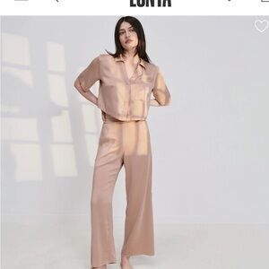 Lunya washable silk high rise pant set in Otium Tan